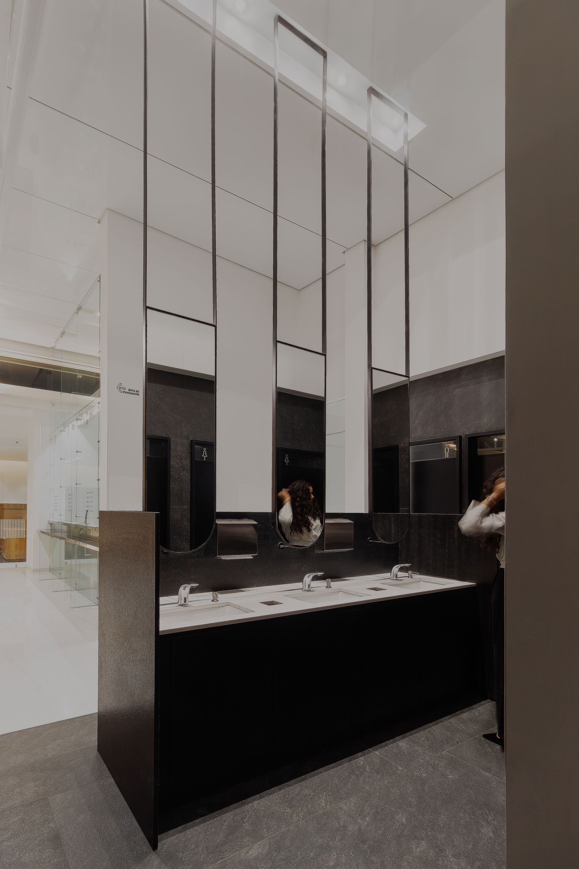 Caja-Popular-Agustín-De-Iturbide_Cd.-Guzmán_JDR-Arquitectos_EG_22