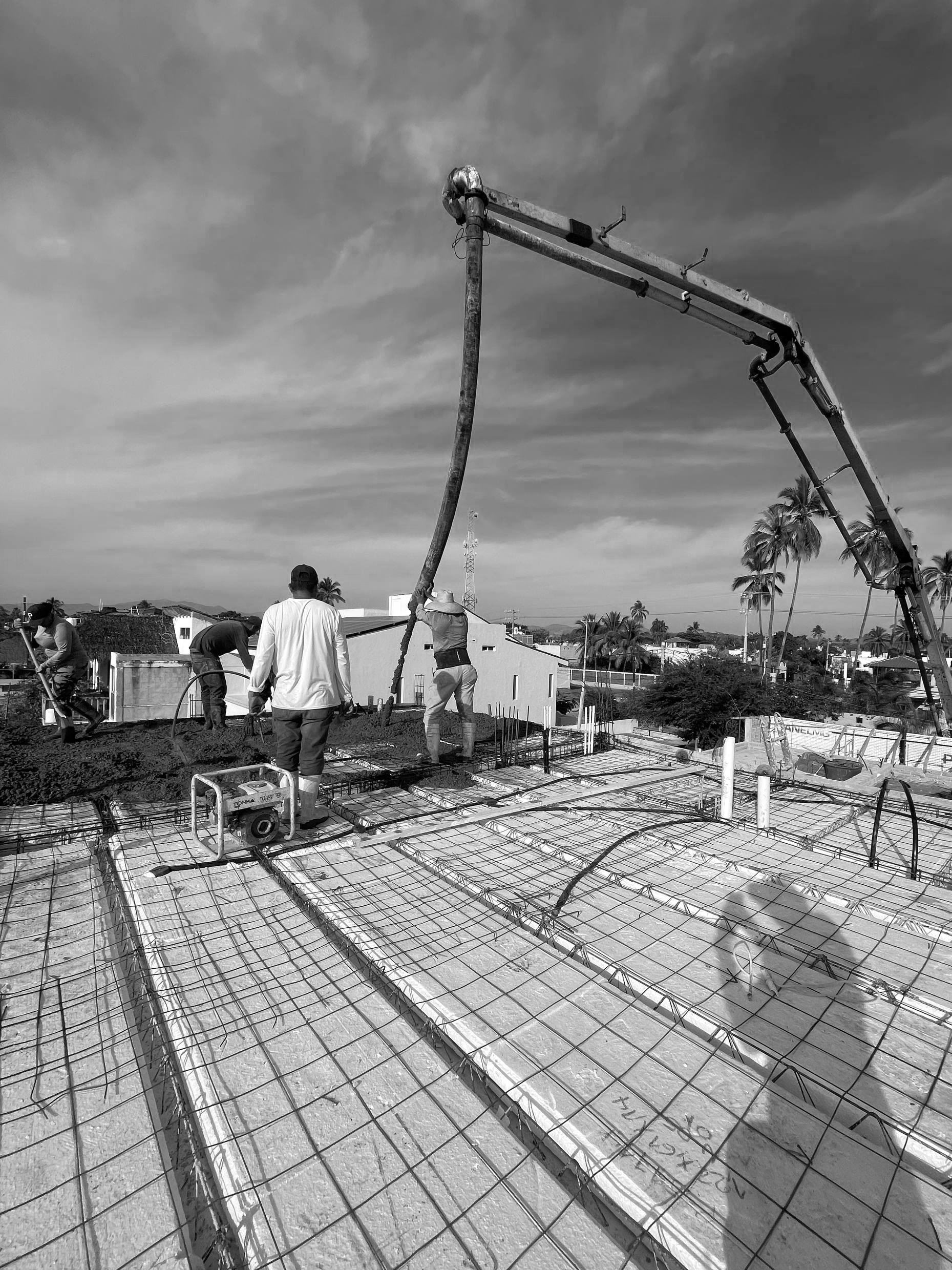 photo_5181585336767810528_w